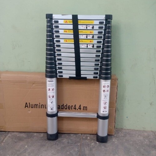 Aluminium Telescopic Ladder 4.4m